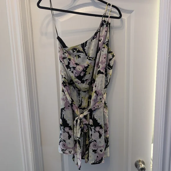 Dynamite One Shoulder Short Romper - Picture 2 of 5